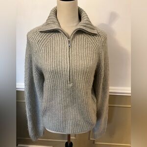 H&M 3/4 Zipped Sweater - Size S